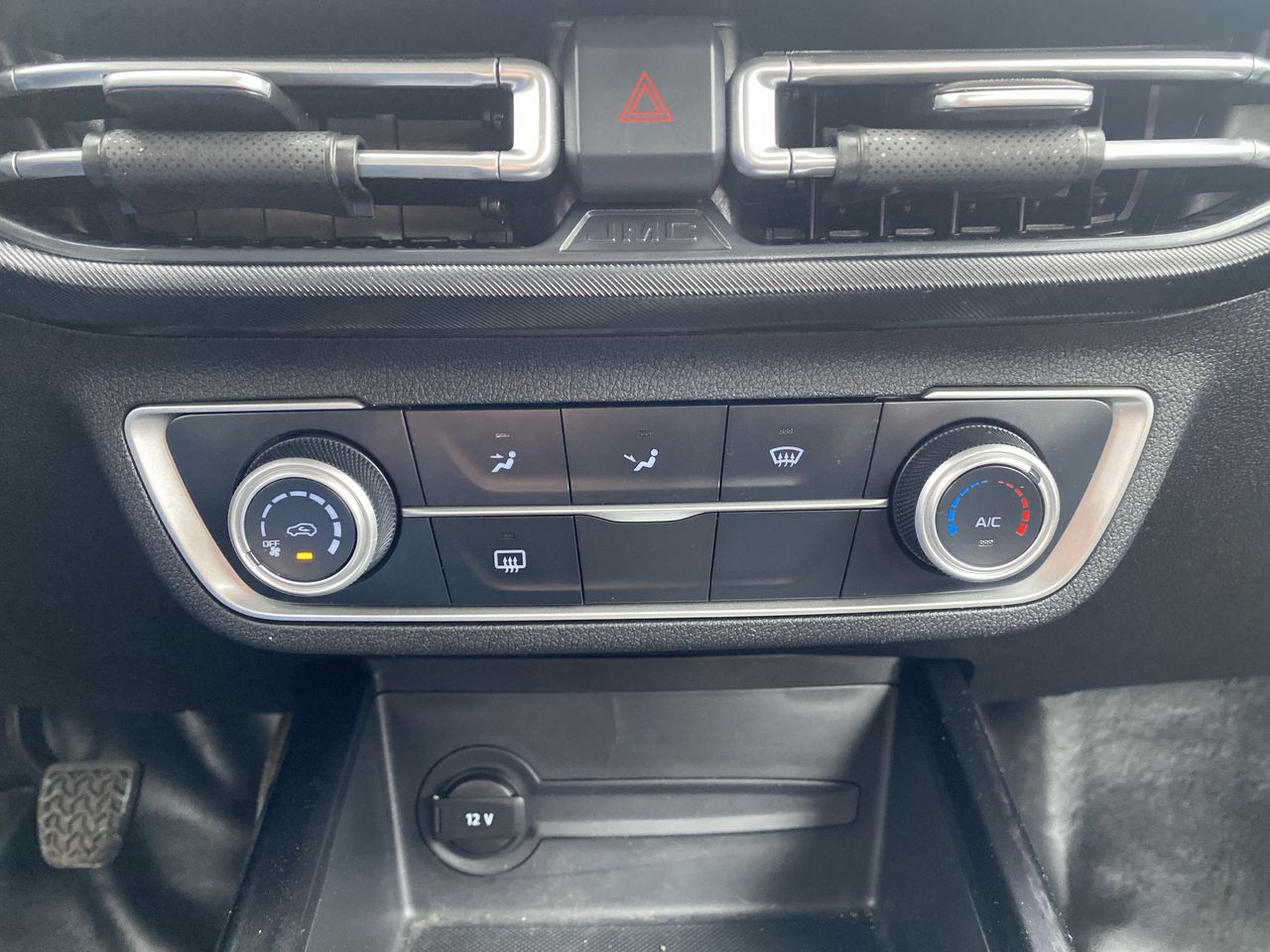 Volvo XC90 — foto 21 de 25