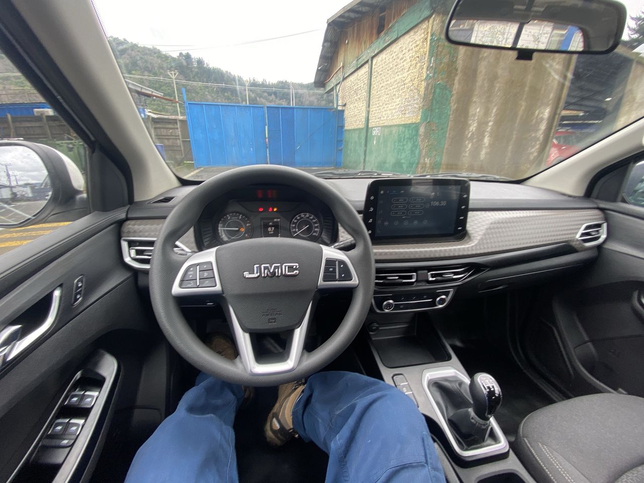 Volvo XC90 — foto 23 de 25