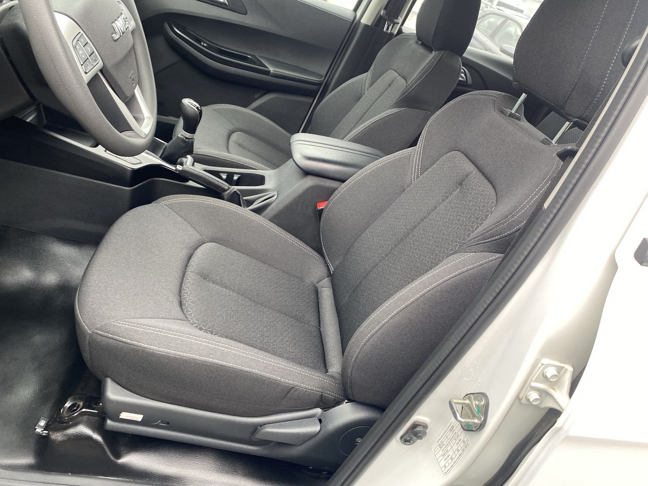Volvo XC90 — foto 16 de 25