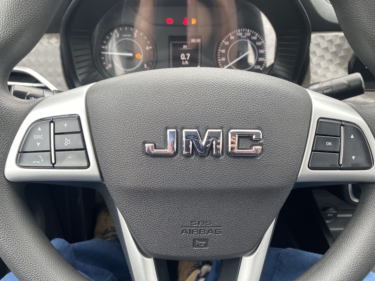 Volvo XC90 — foto 18 de 25