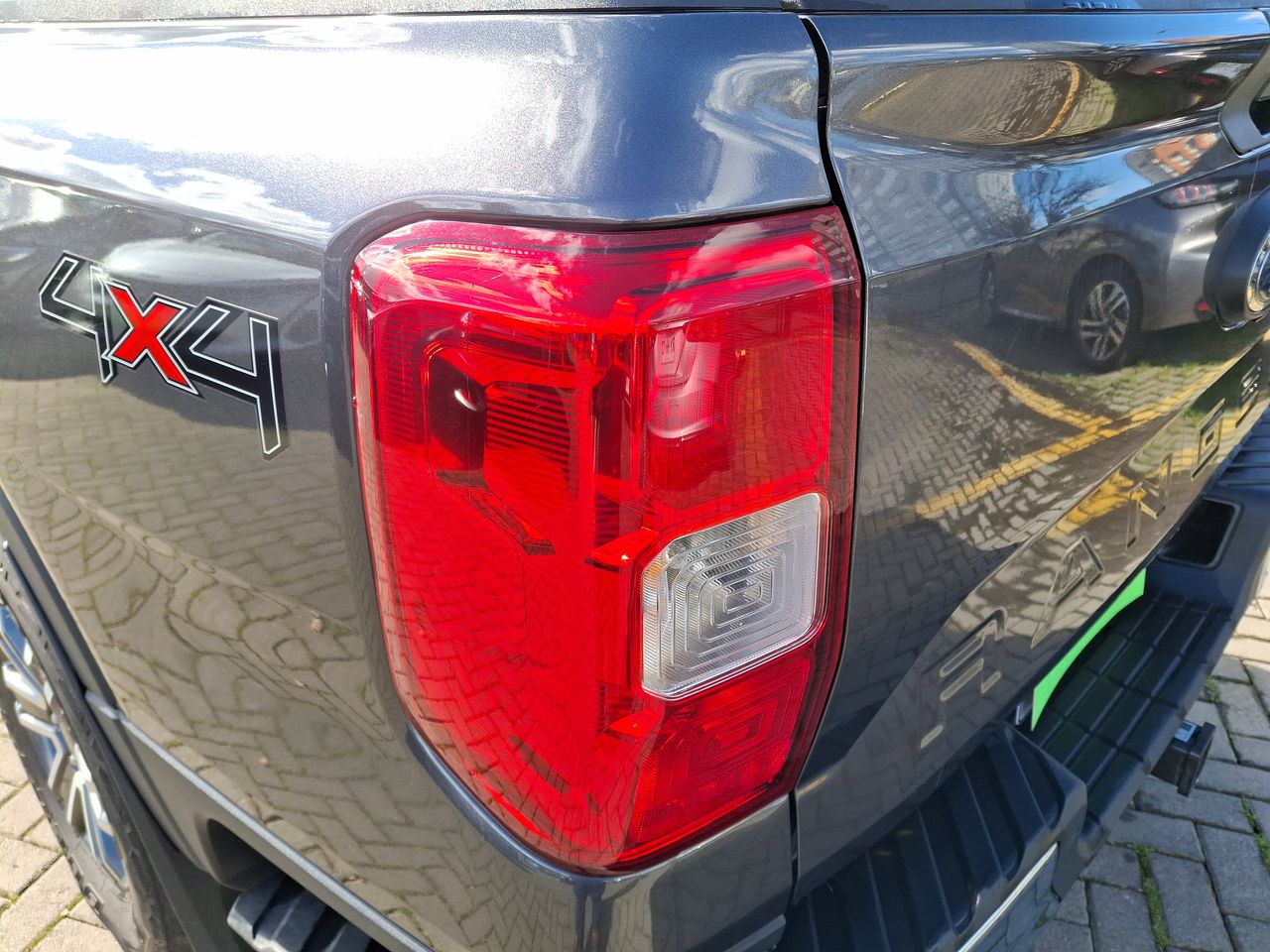 Ford Ranger — foto 21 de 35