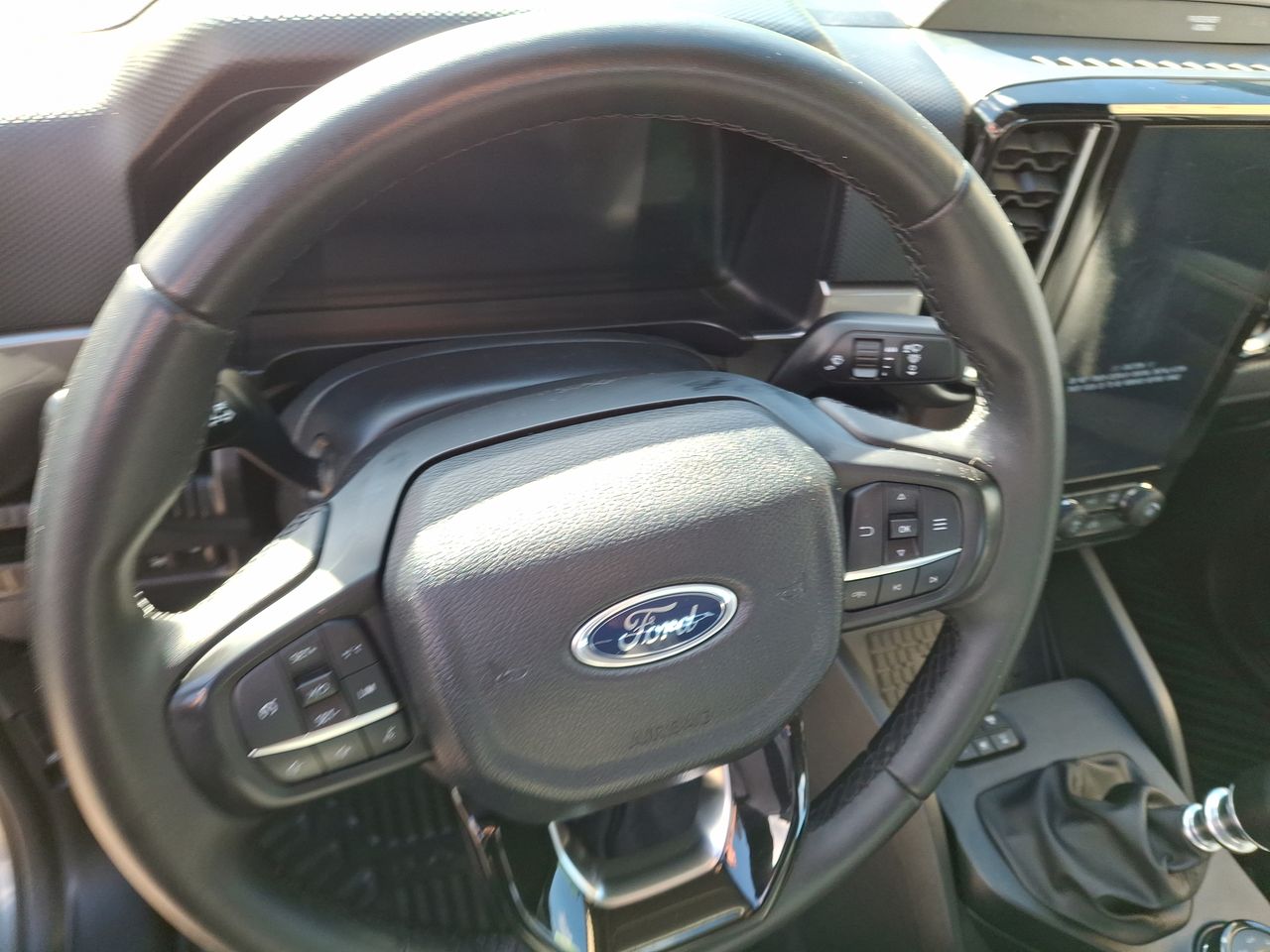 Ford Ranger — foto 26 de 35