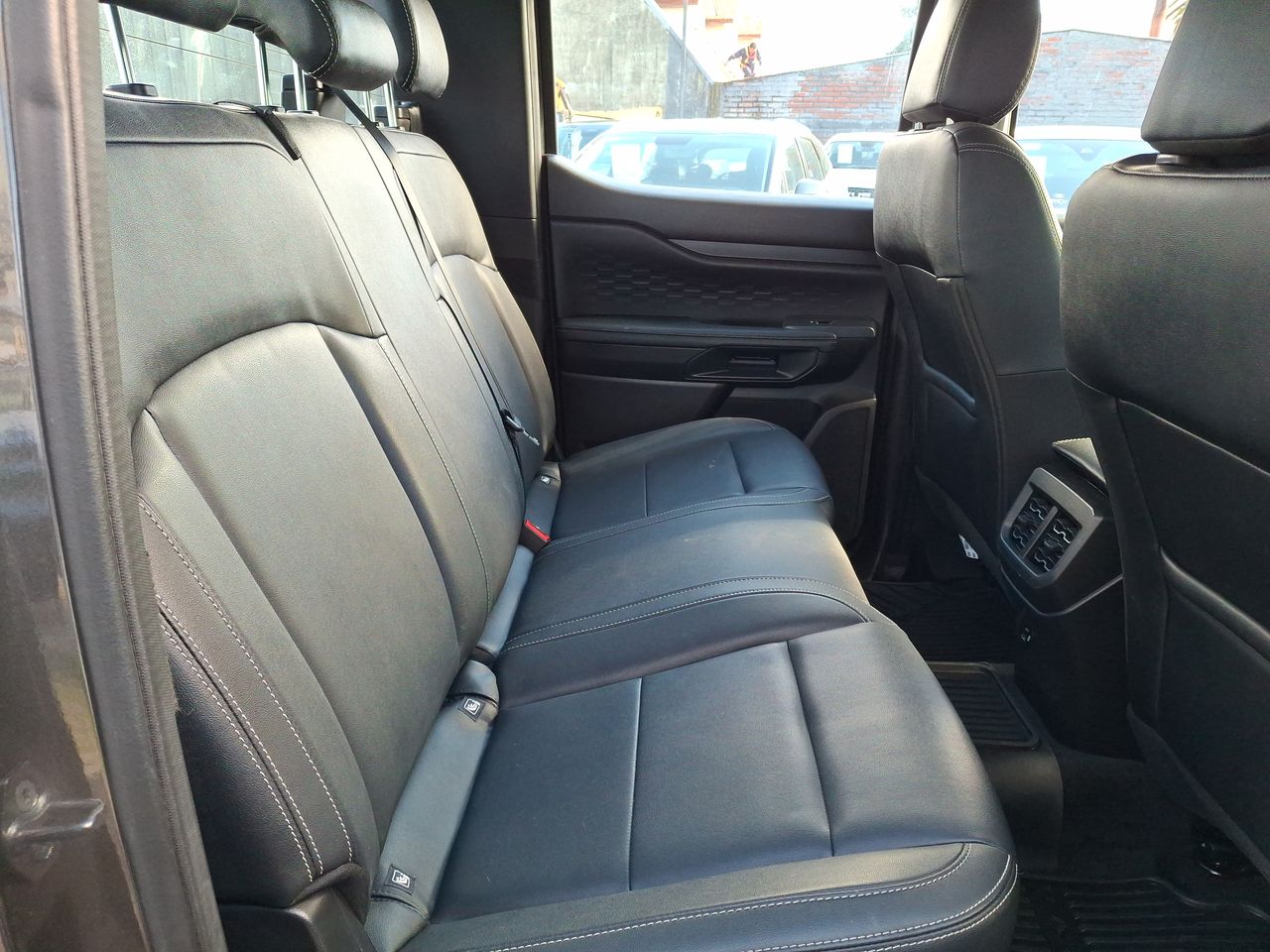 Ford Ranger — foto 16 de 35