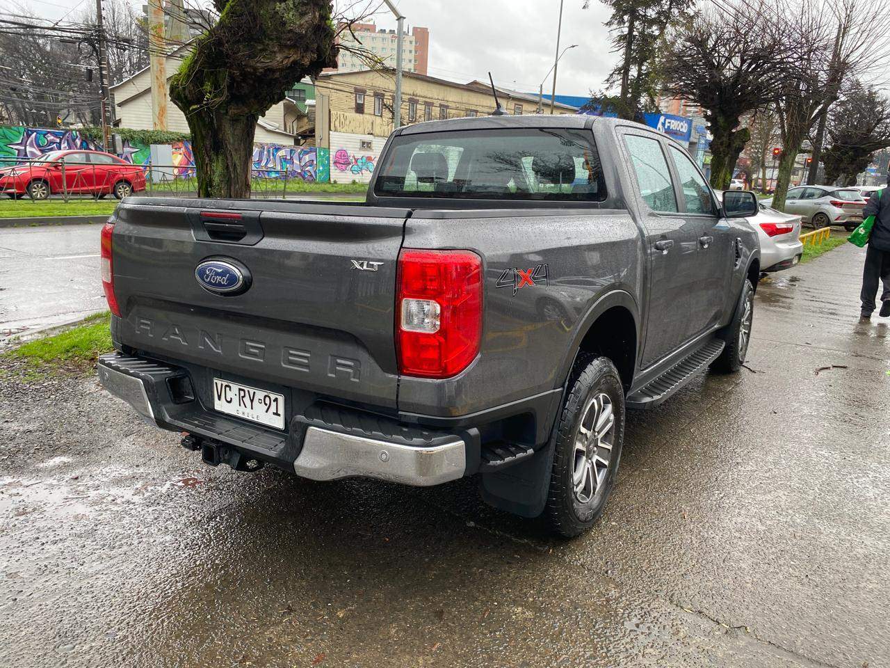 FORD - 3