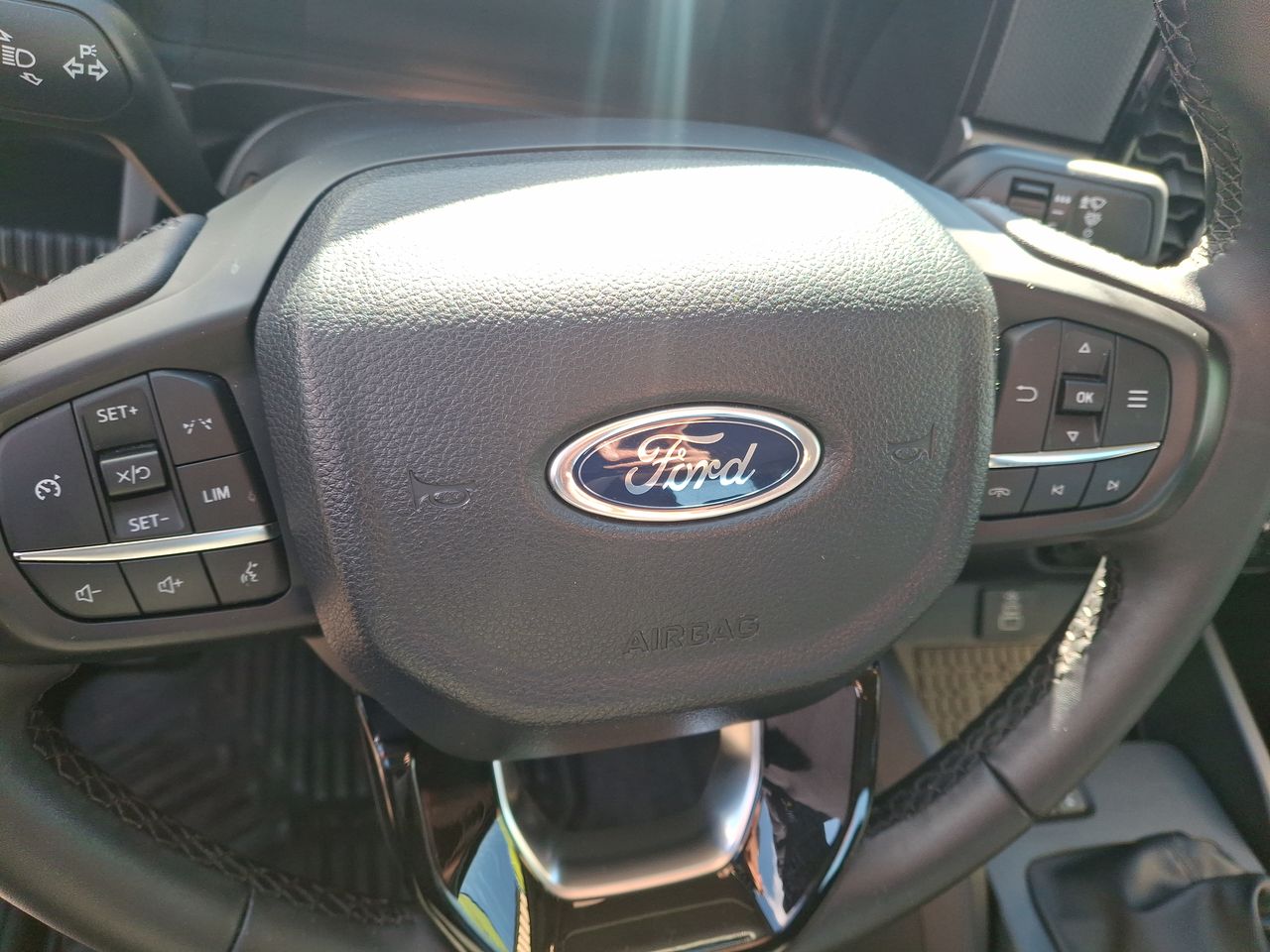 Ford Ranger — foto 27 de 35