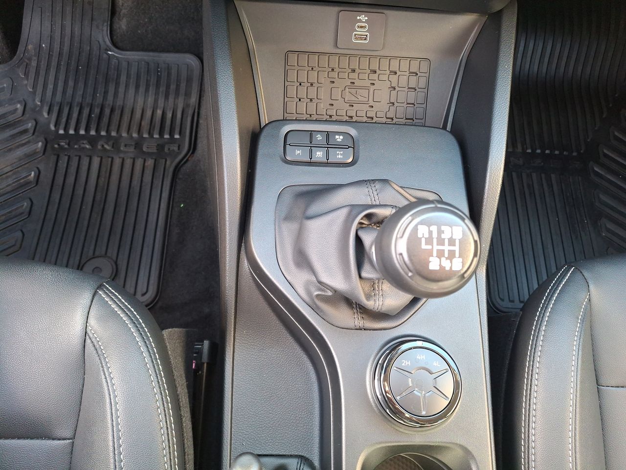 Ford Ranger — foto 32 de 35