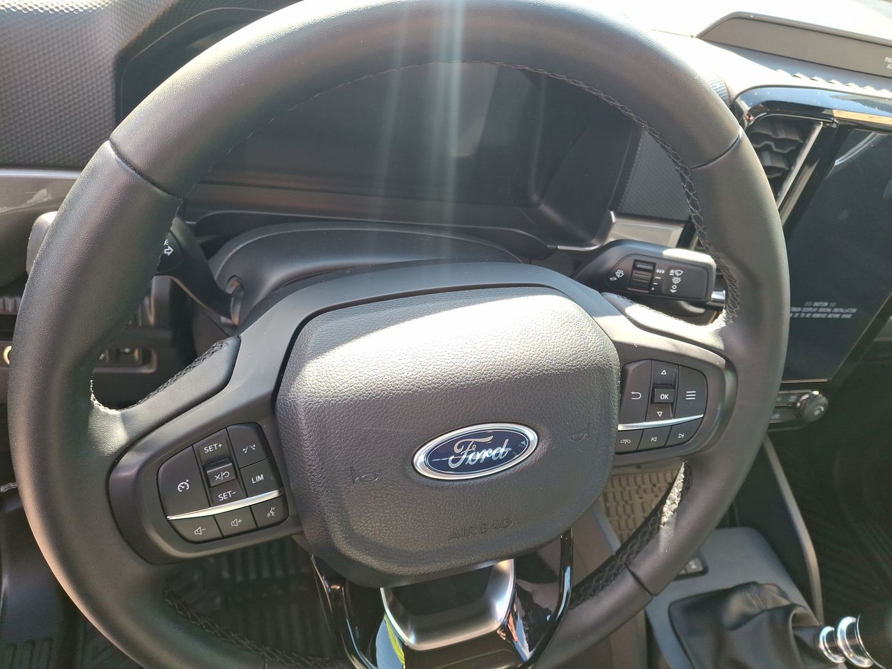 Ford Ranger — foto 26 de 35