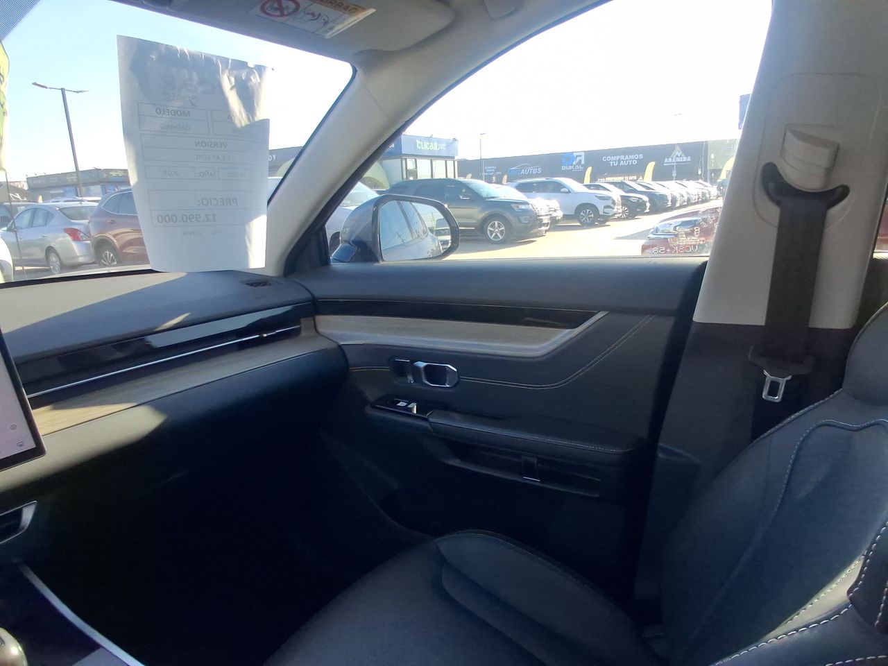 Volvo XC90 — foto 3 de 25