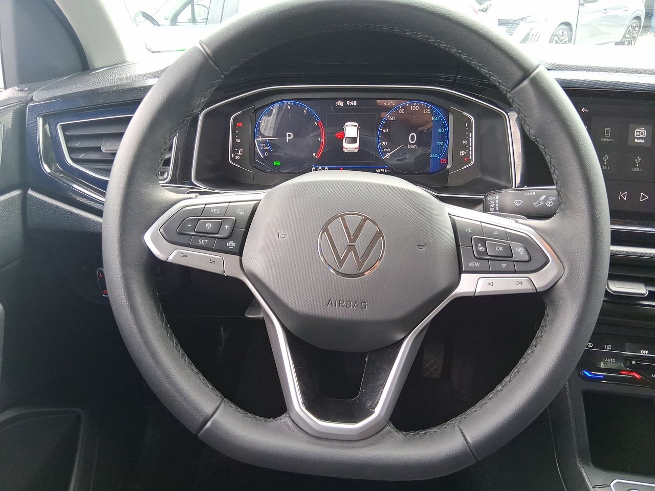 VOLKSWAGEN - 21