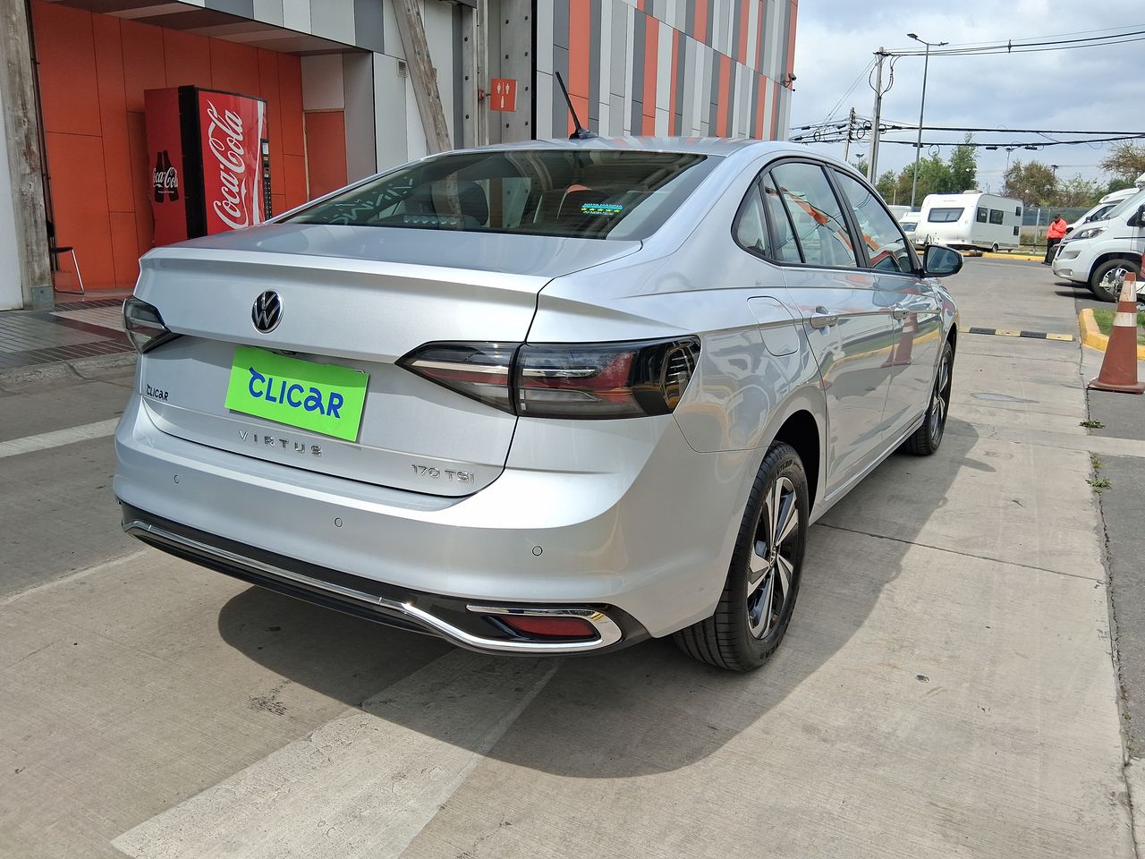 VOLKSWAGEN - 5