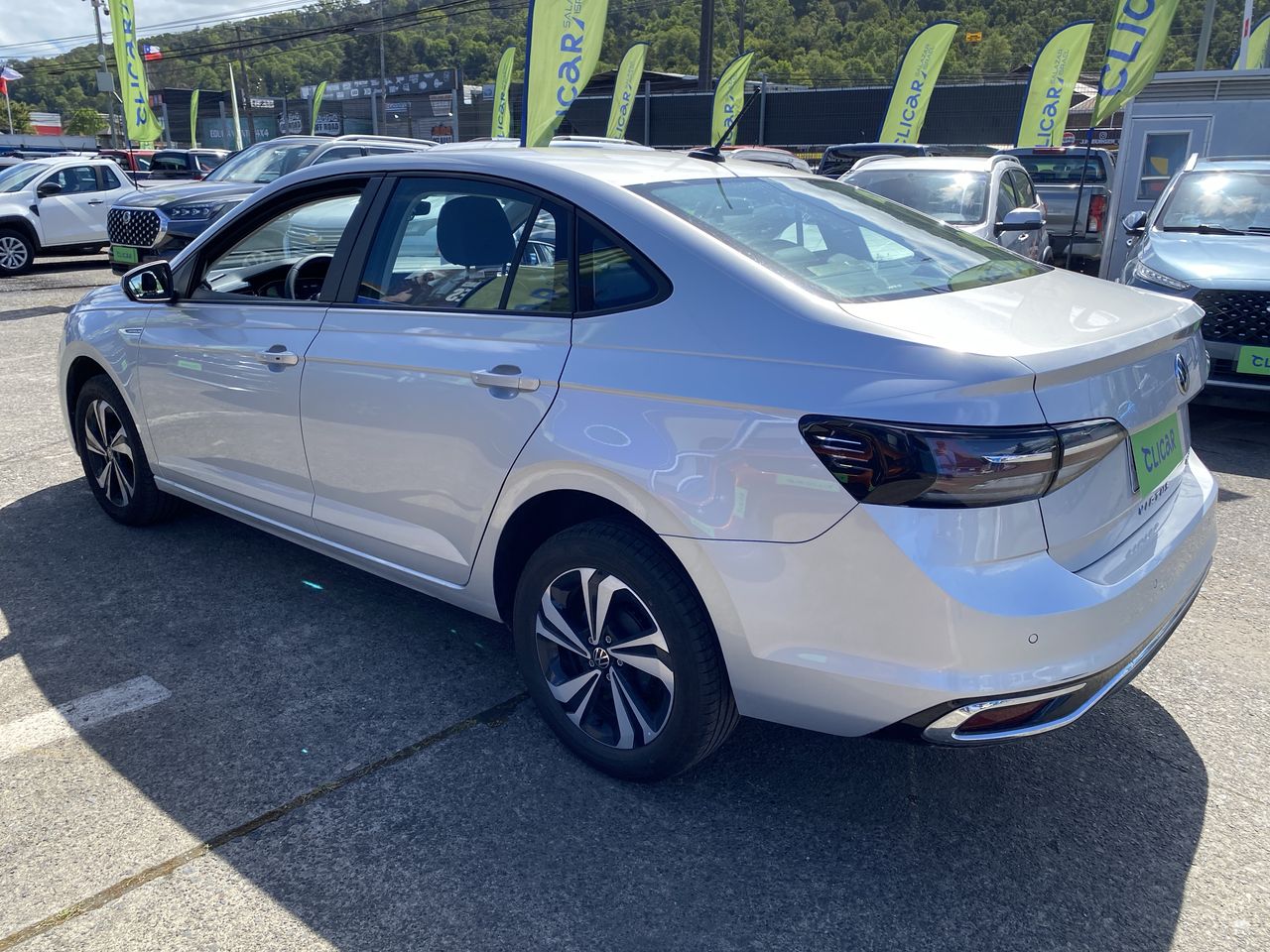 VOLKSWAGEN - 6