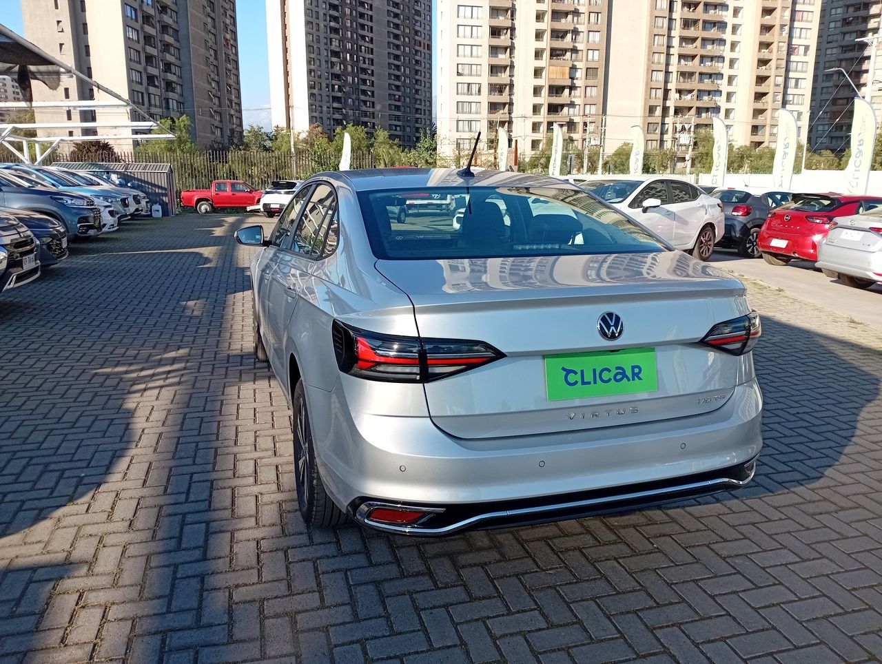 VOLKSWAGEN - 5