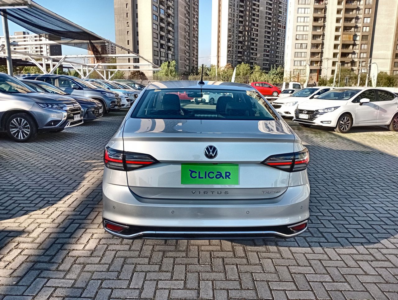 VOLKSWAGEN - 6
