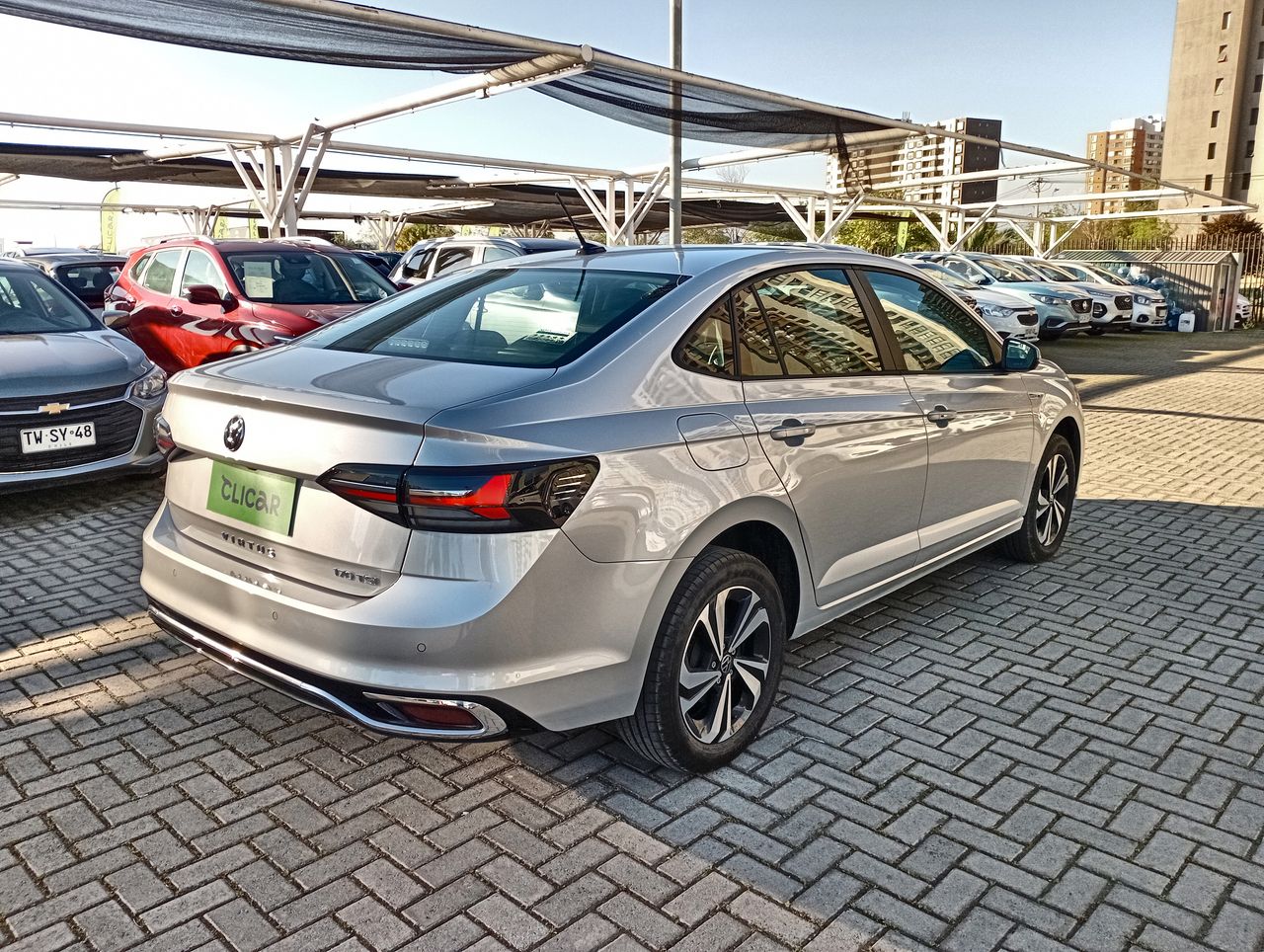 VOLKSWAGEN - 7