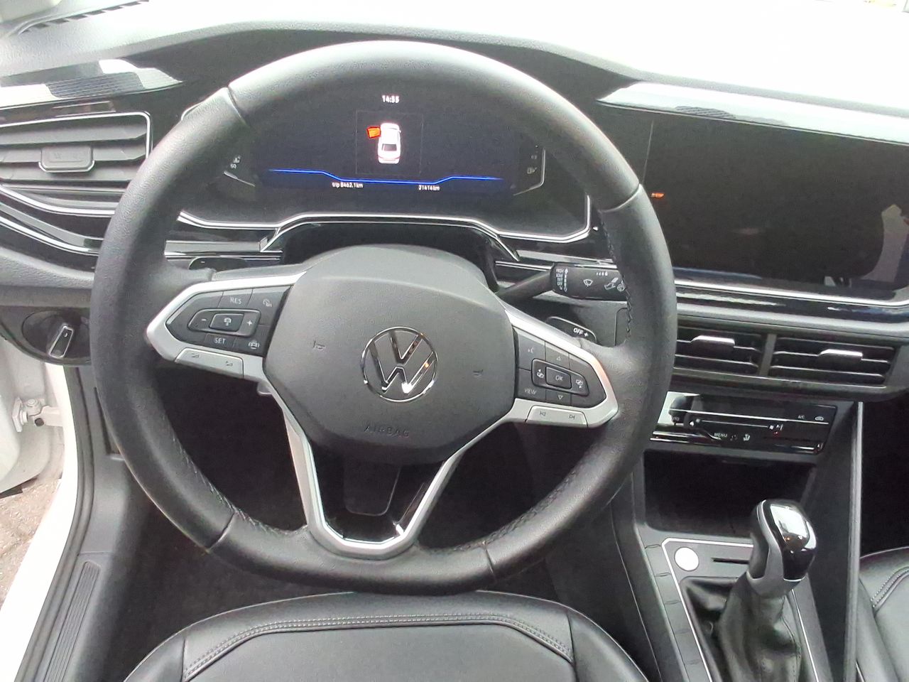 VOLKSWAGEN - 17