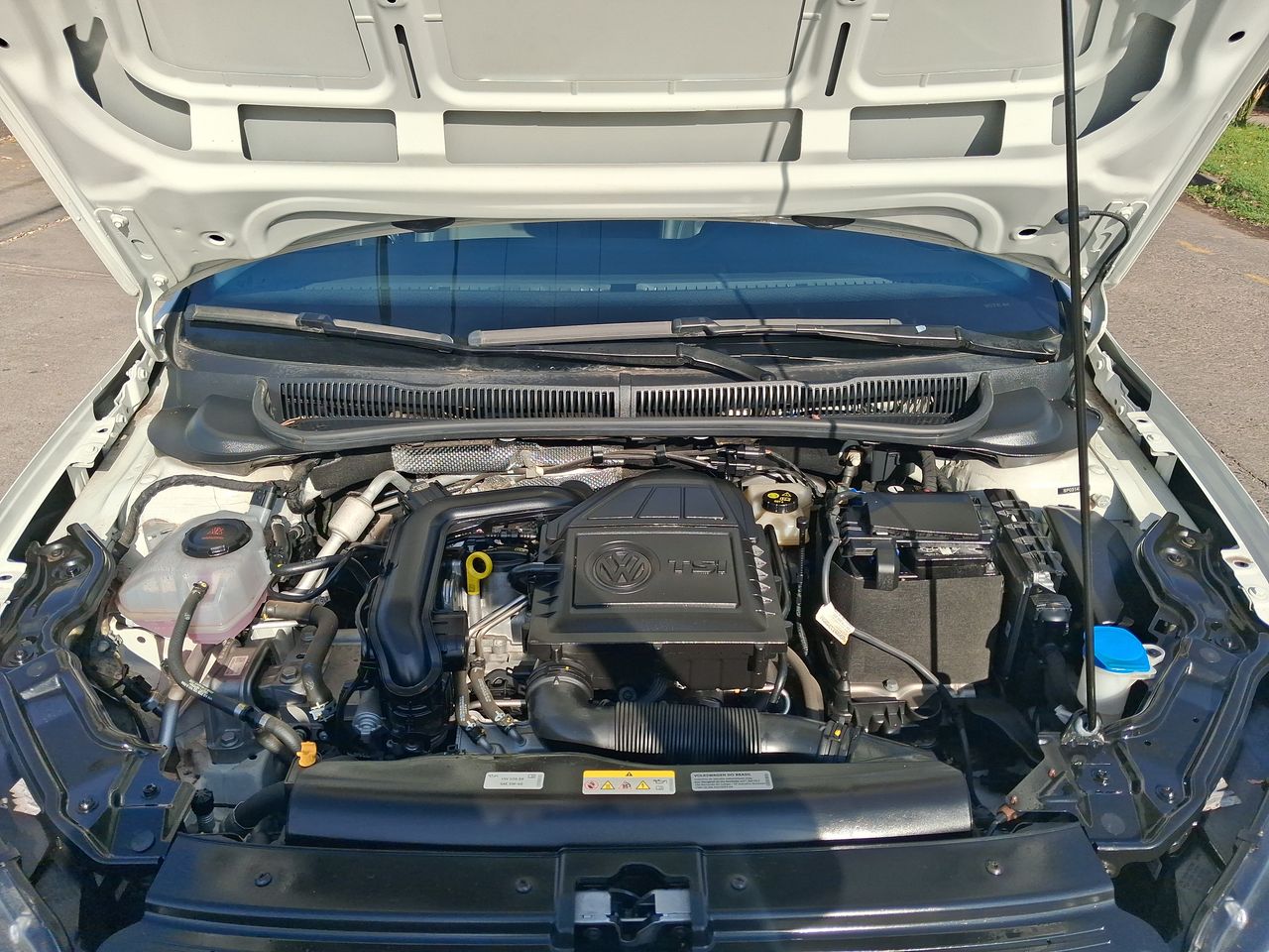 VOLKSWAGEN - 8