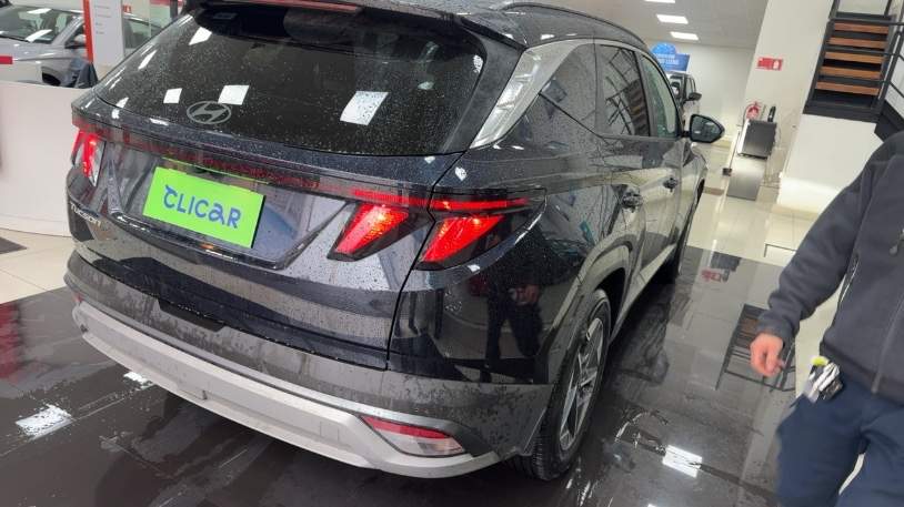 HYUNDAI - 4