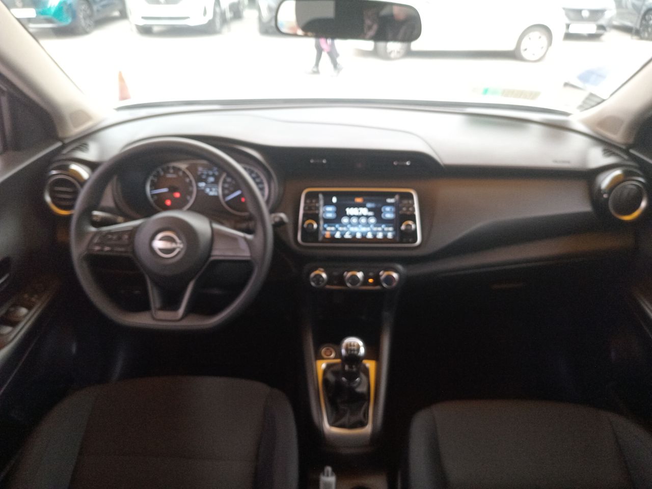 NISSAN - 31