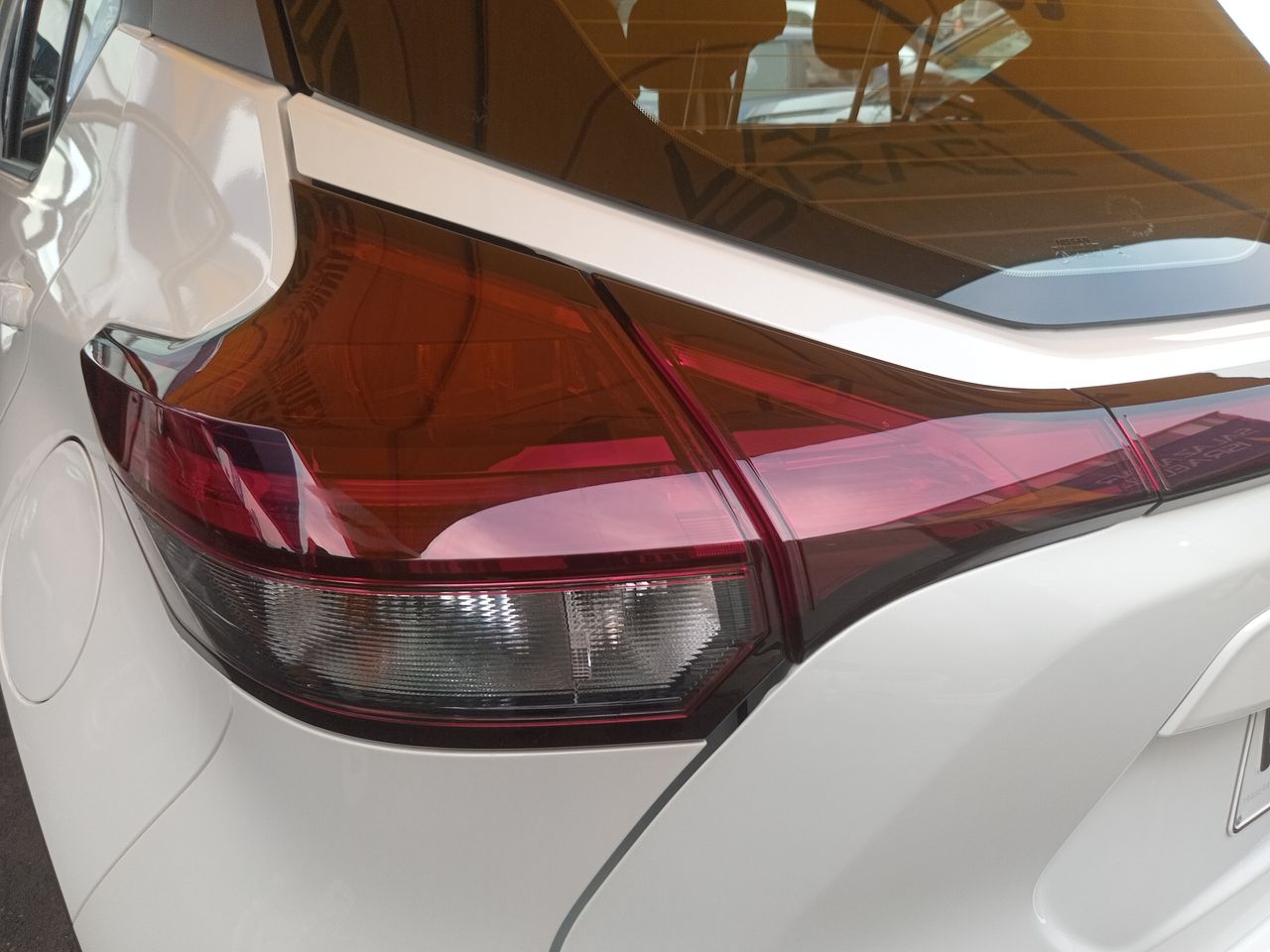 NISSAN - 20