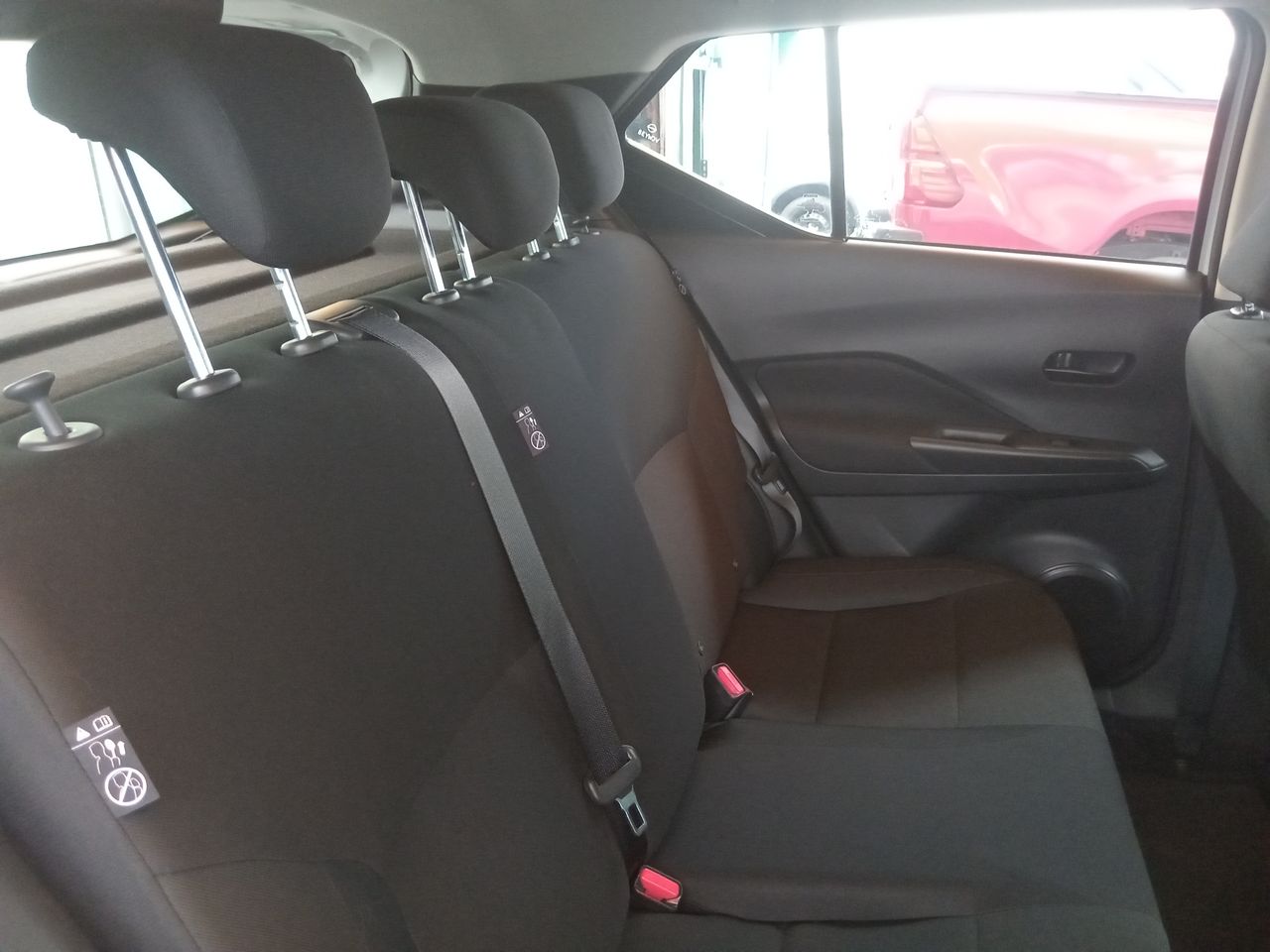 NISSAN - 14