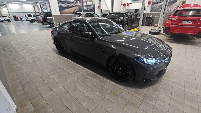 BMW - 2