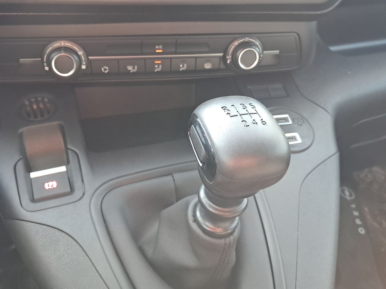 OPEL - 27