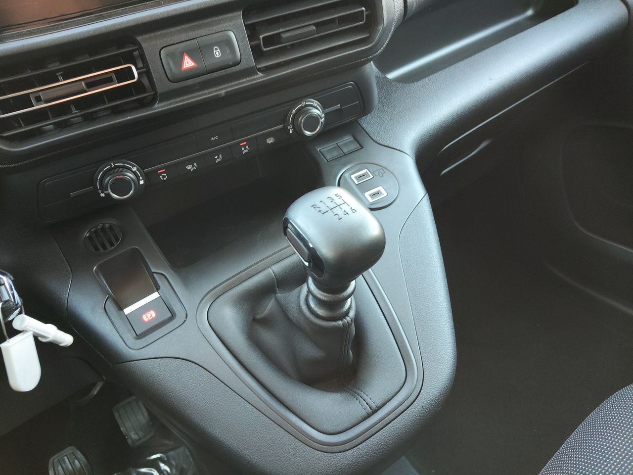 OPEL - 32