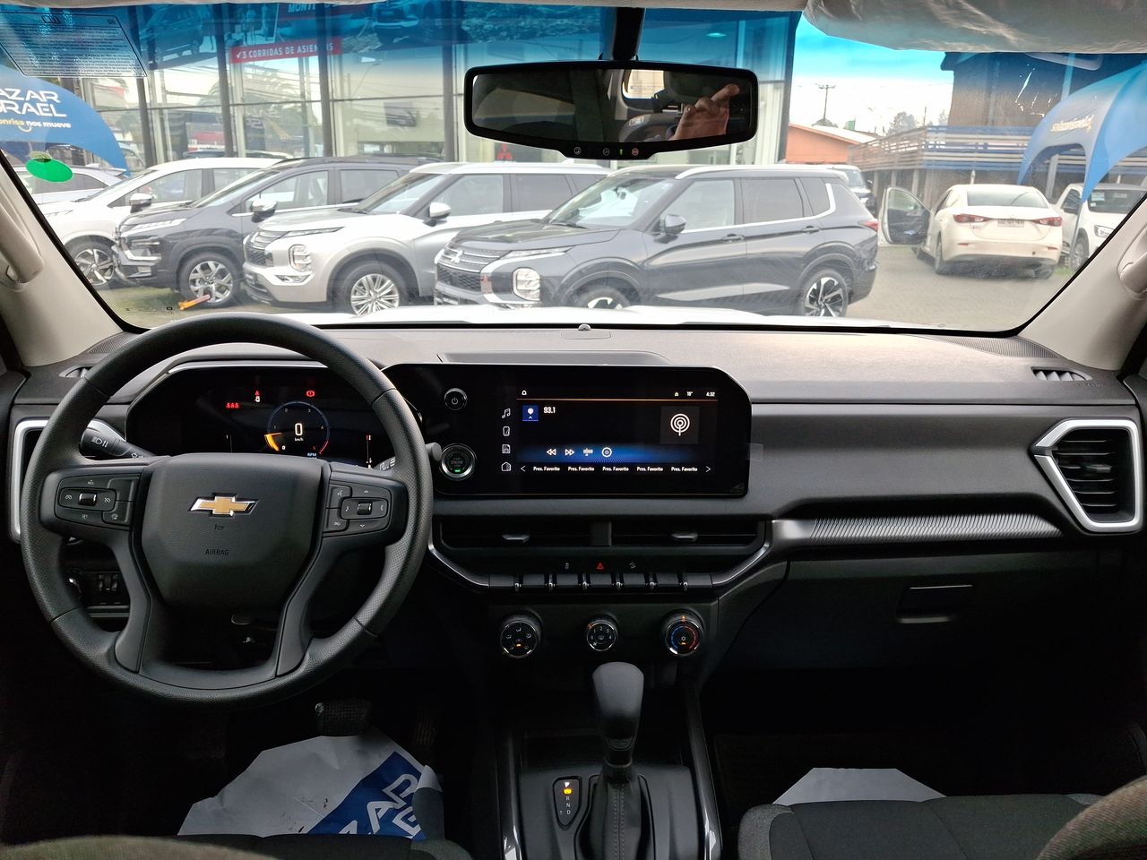 CHEVROLET - 33