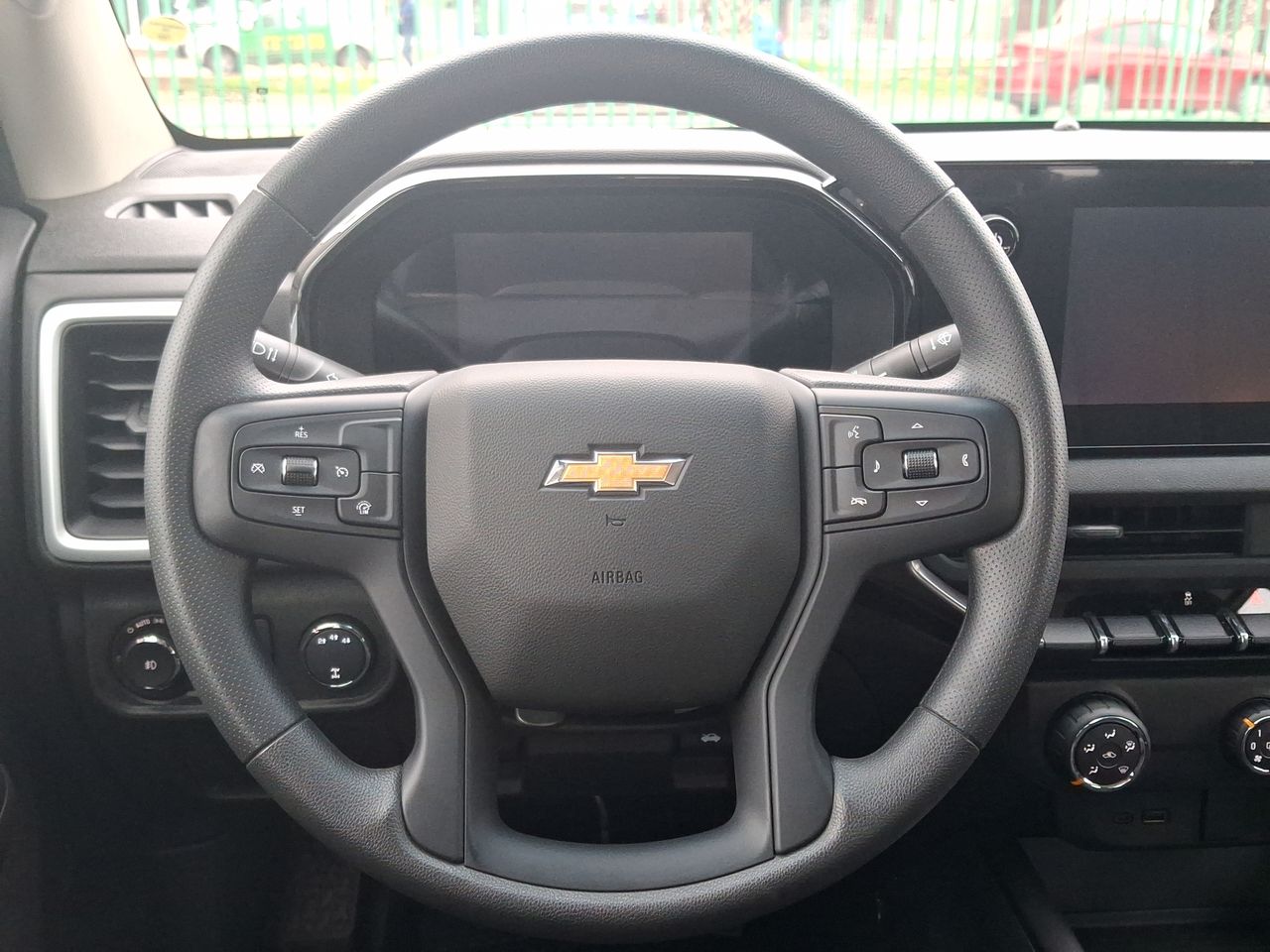 CHEVROLET - 26
