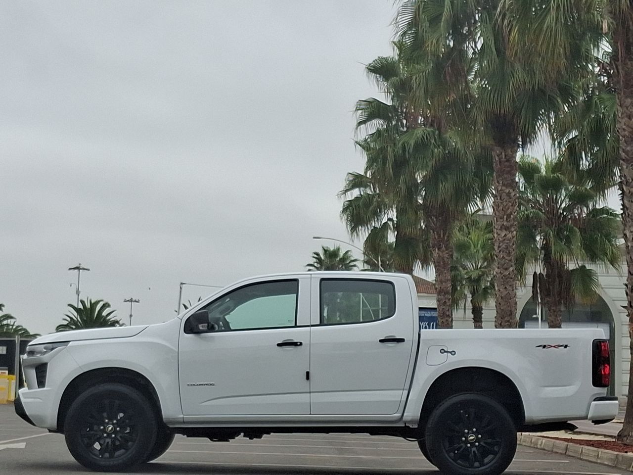 CHEVROLET - 4