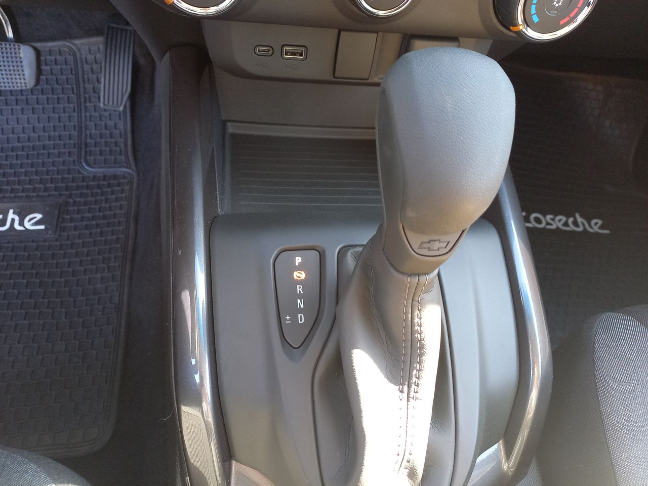CHEVROLET - 30
