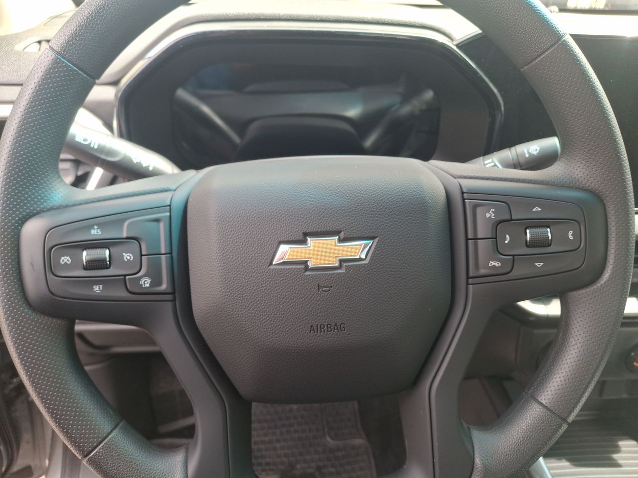 CHEVROLET - 24