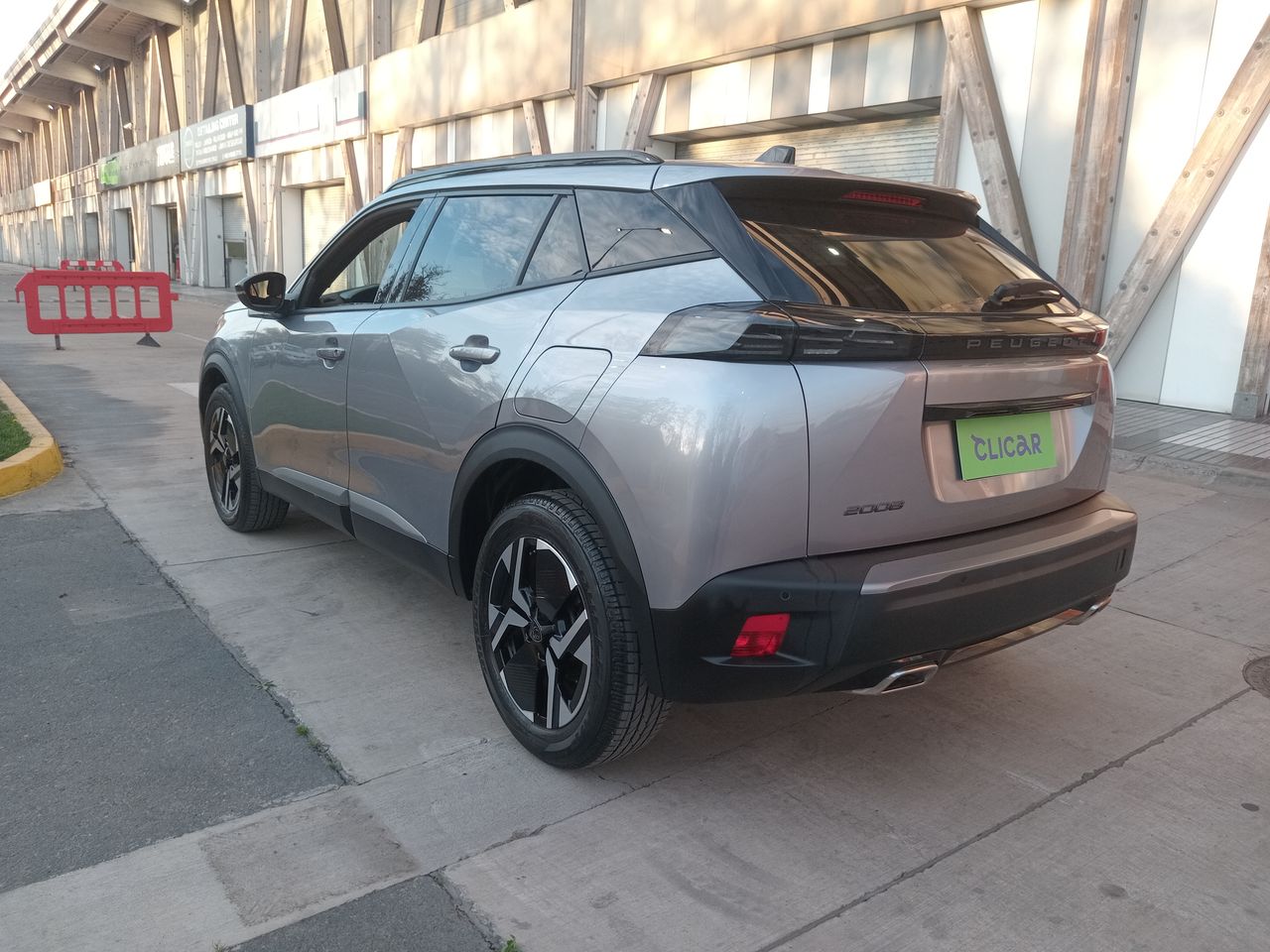 PEUGEOT - 5