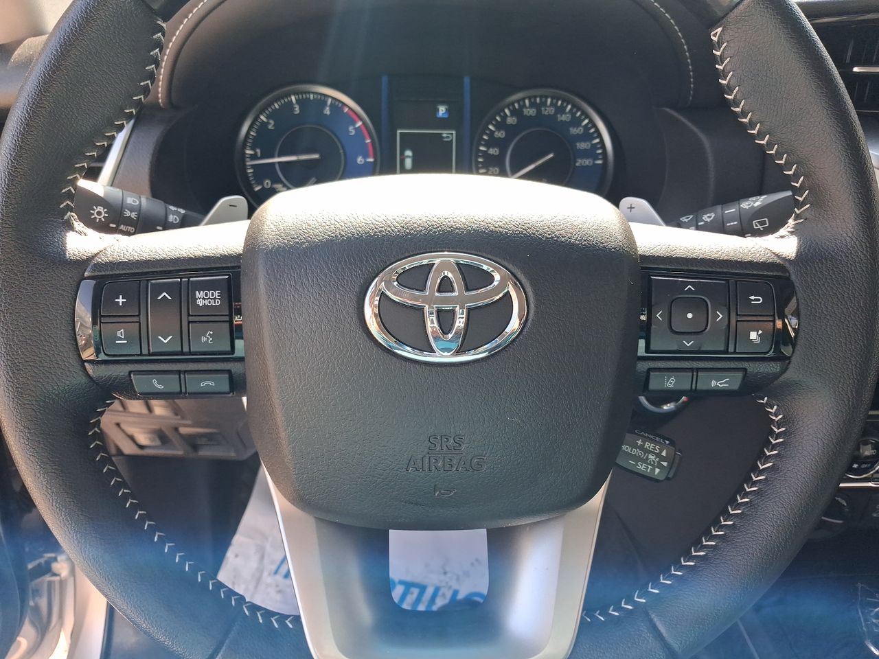TOYOTA - 25