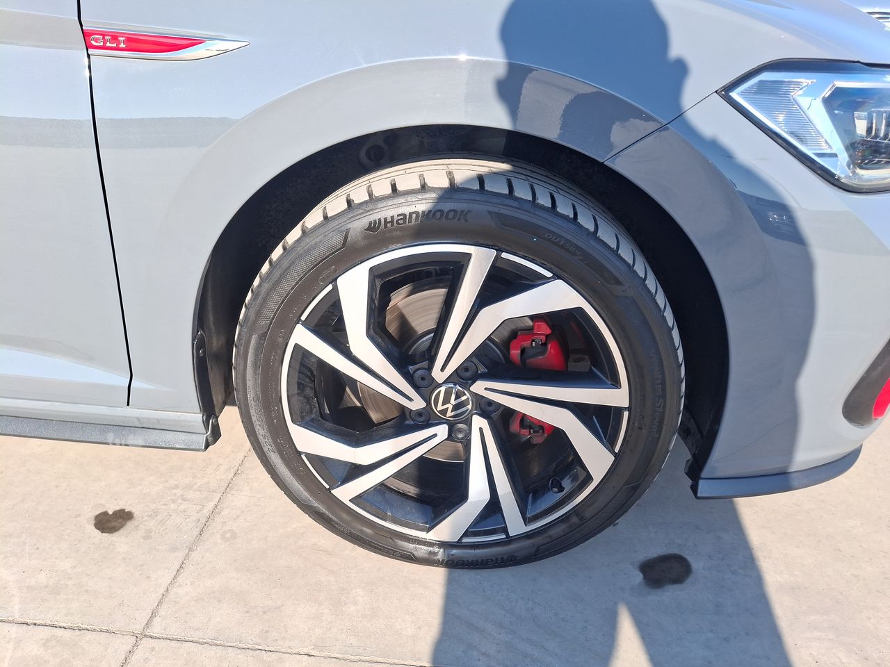 Volkswagen Jetta — foto 18 de 30