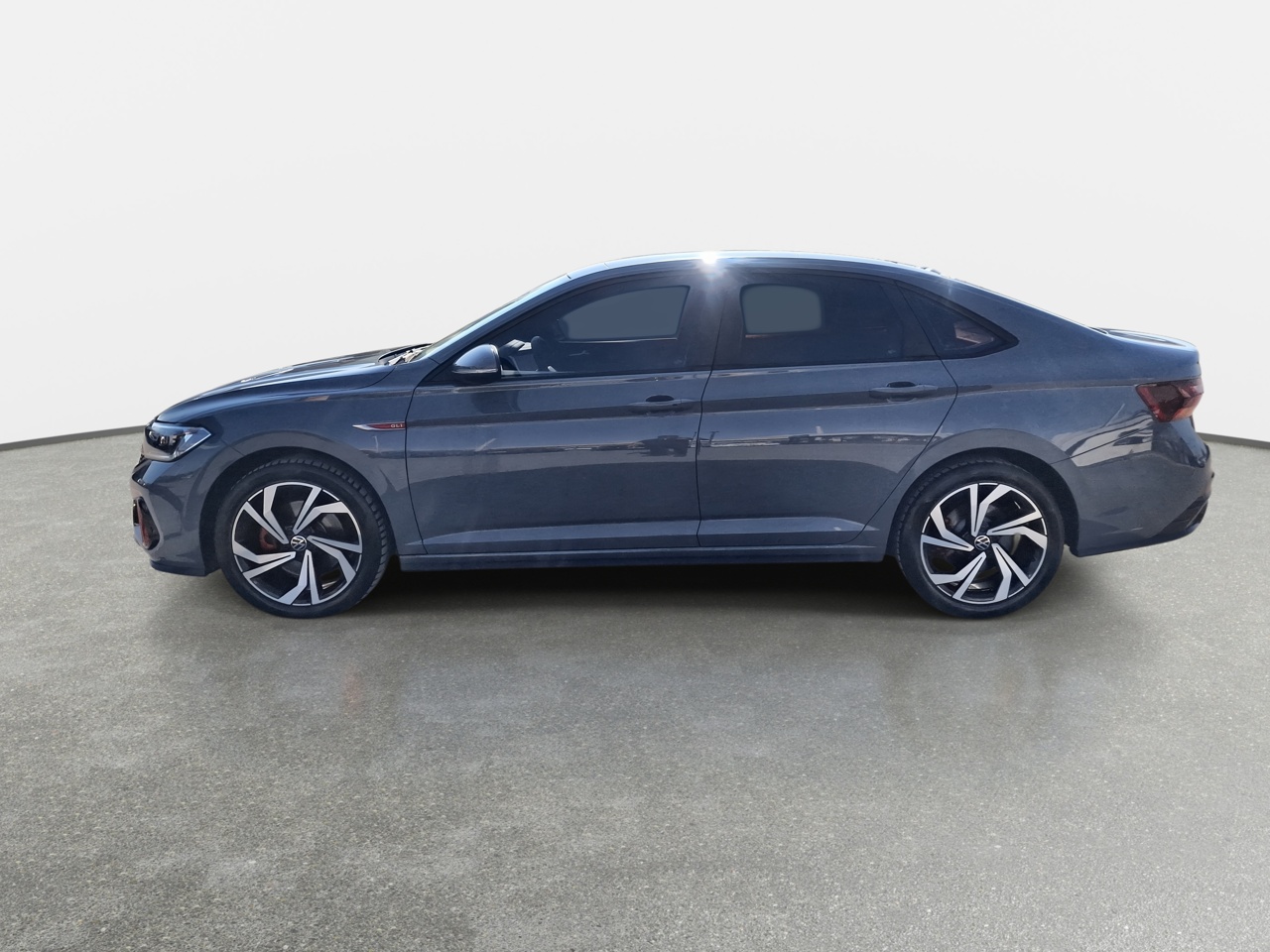 VOLKSWAGEN - 4