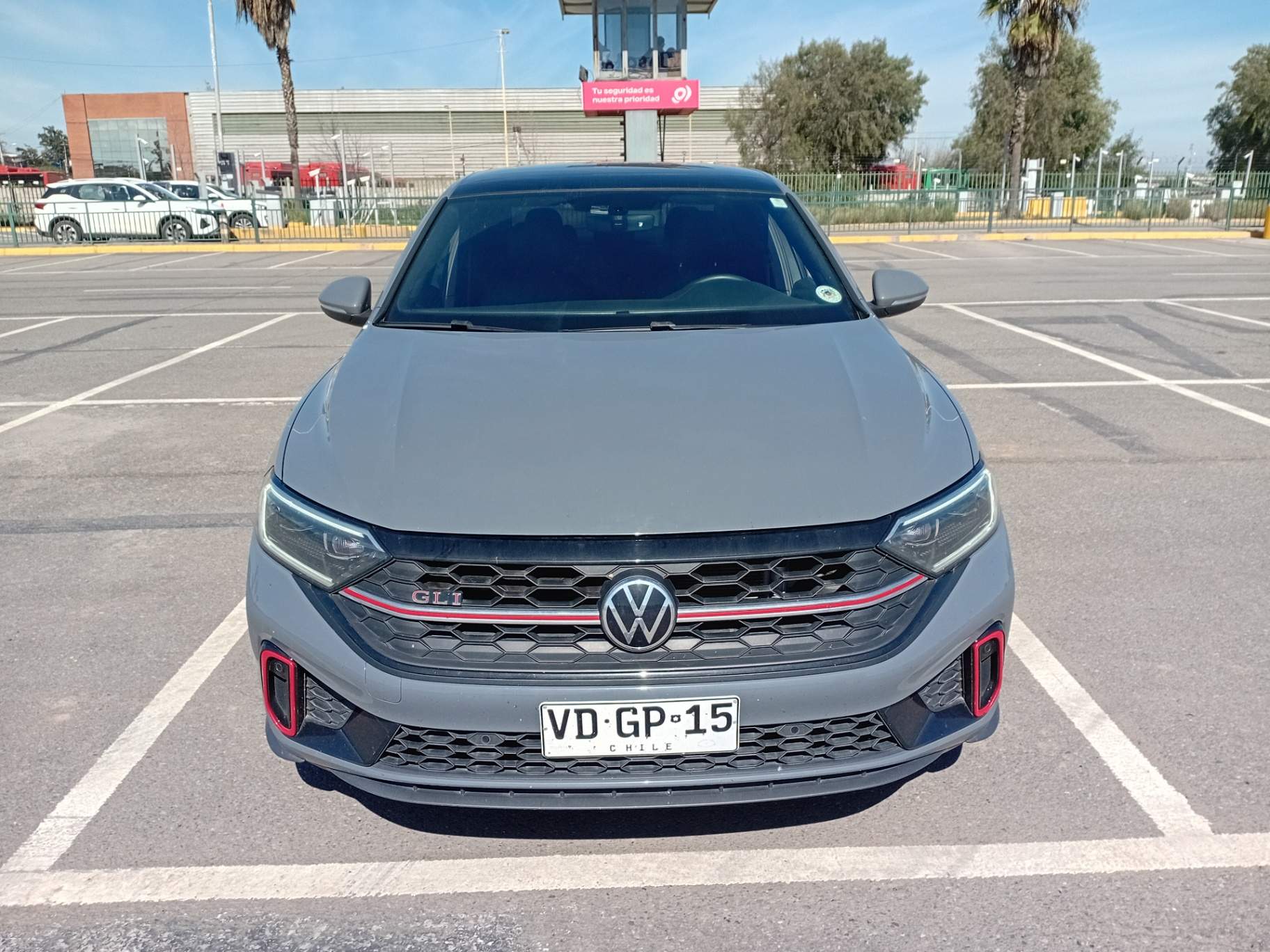 VOLKSWAGEN - 2