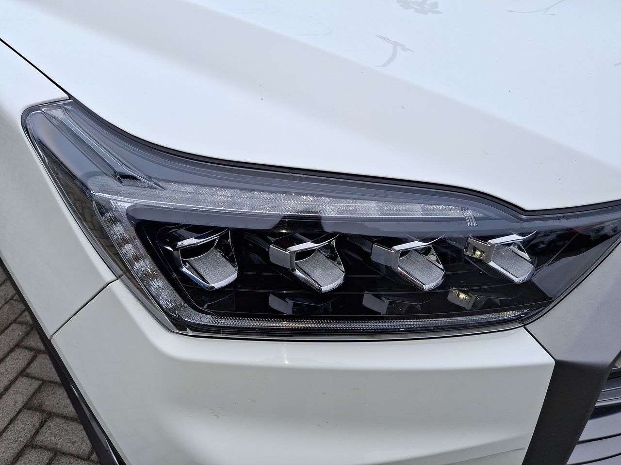 SSANGYONG - 10