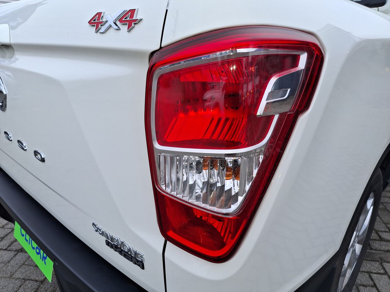 SSANGYONG - 12
