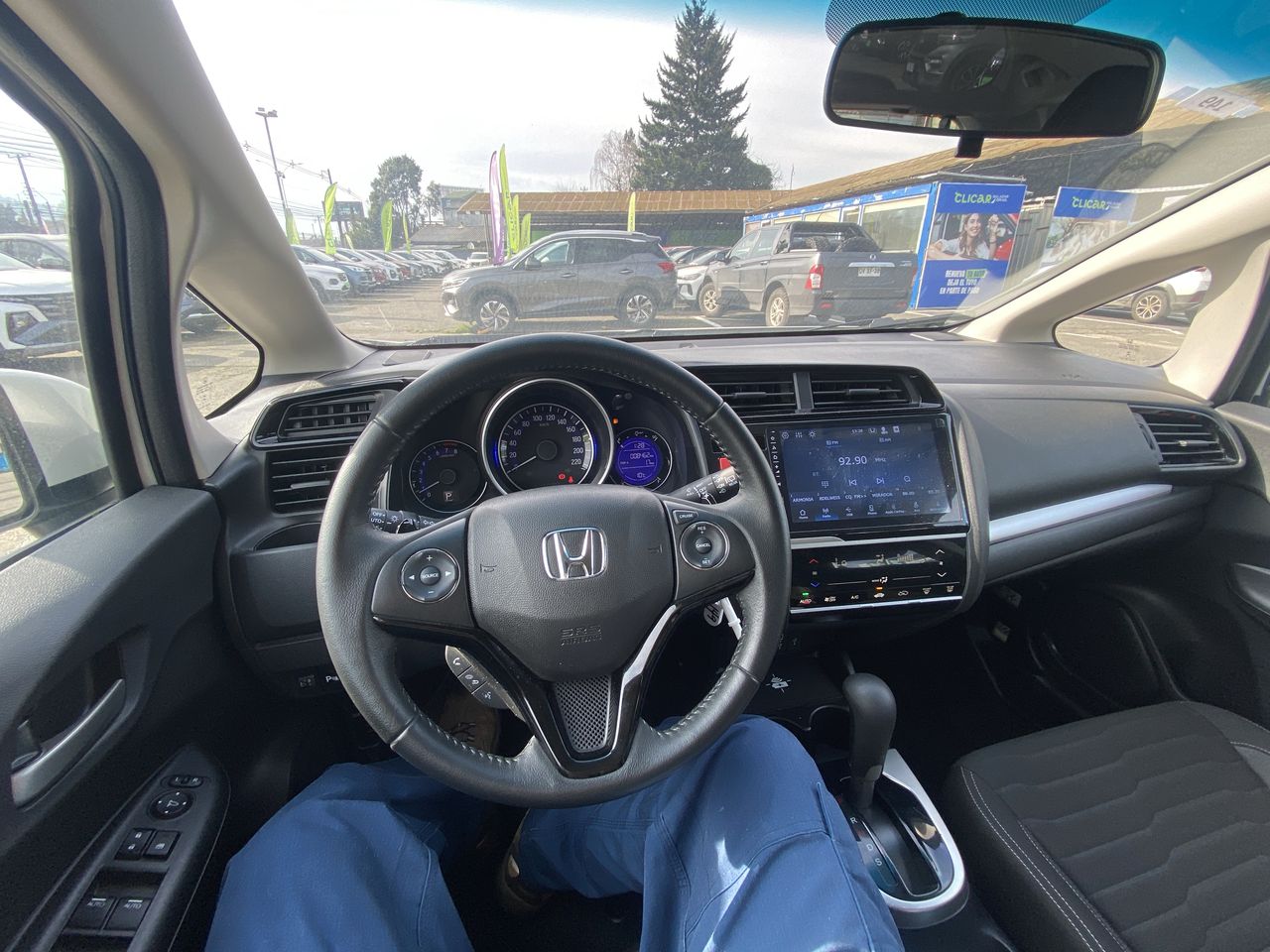 Honda WR-V — foto 25 de 27