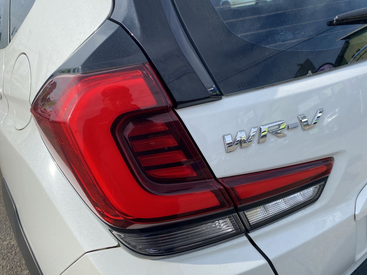 Honda WR-V — foto 13 de 27