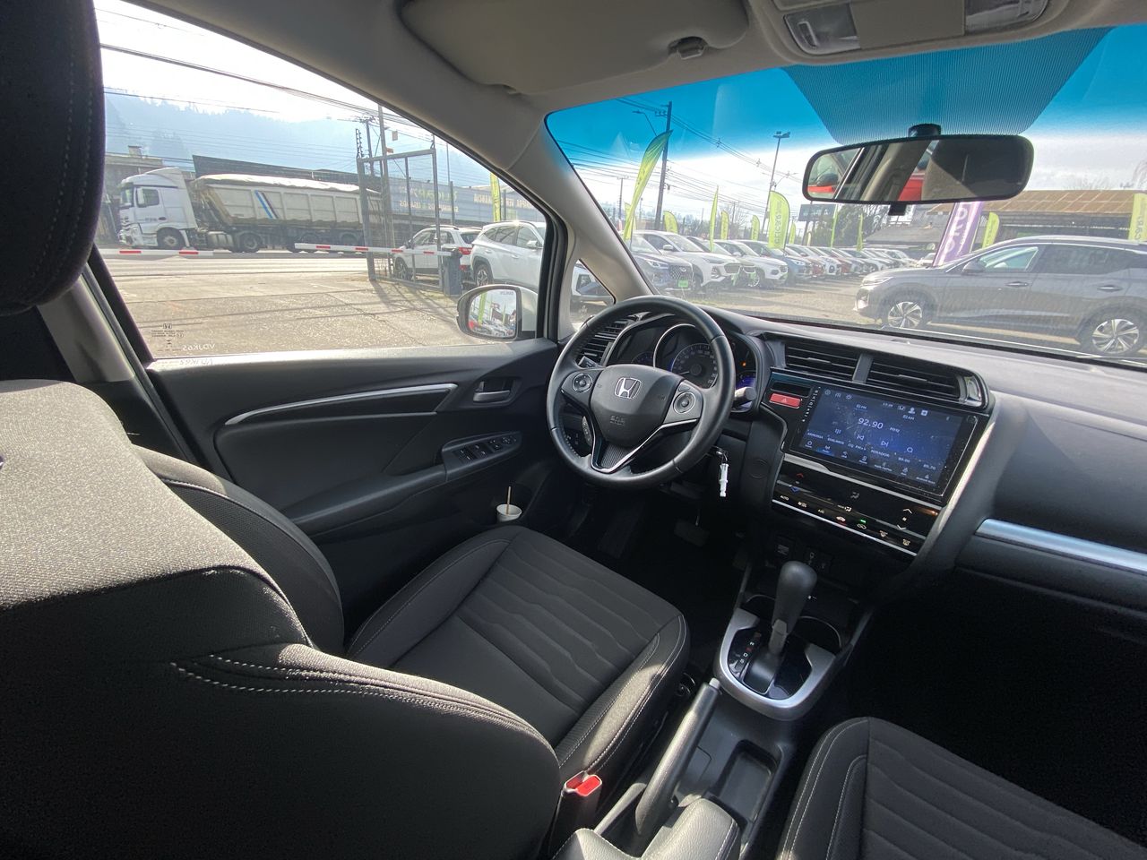 Honda WR-V — foto 9 de 27