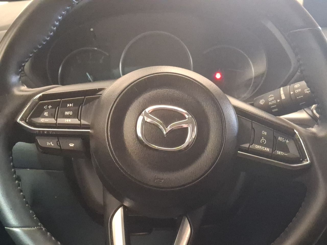 MAZDA - 17