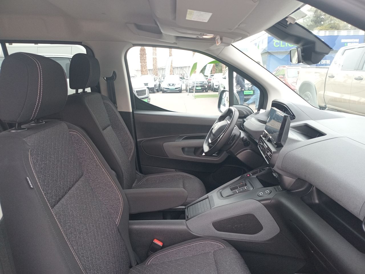 PEUGEOT - 6