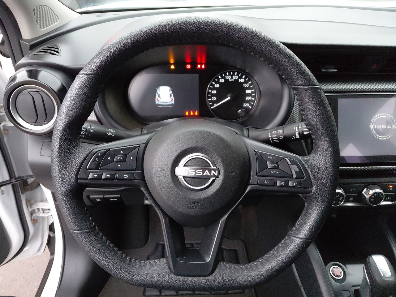 Nissan Kicks — foto 17 de 27