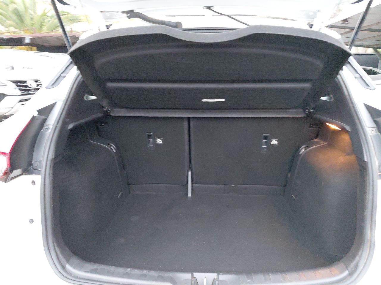 Nissan Kicks — foto 13 de 27