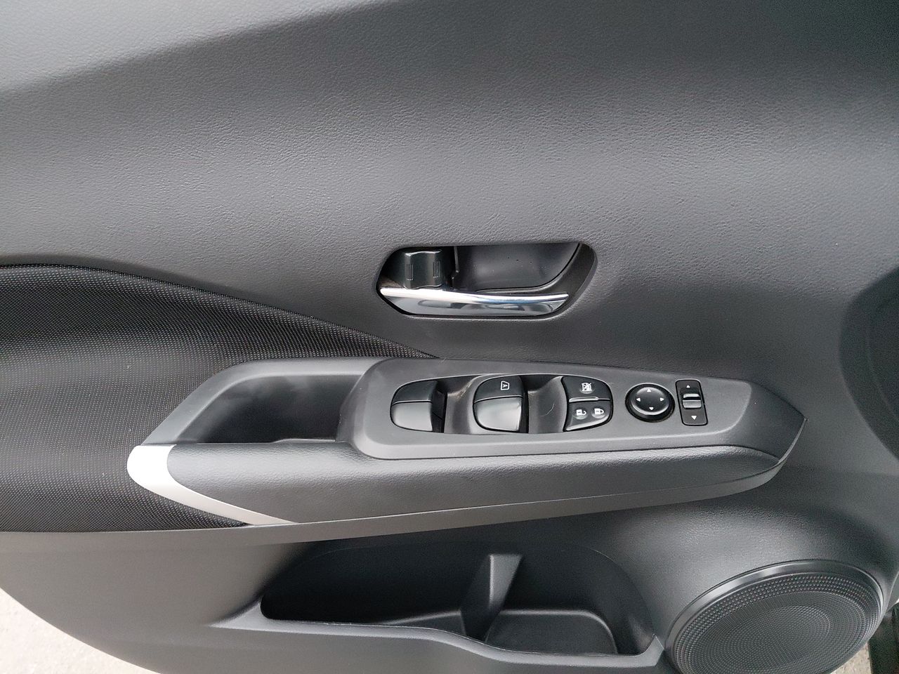 Nissan Kicks — foto 14 de 27