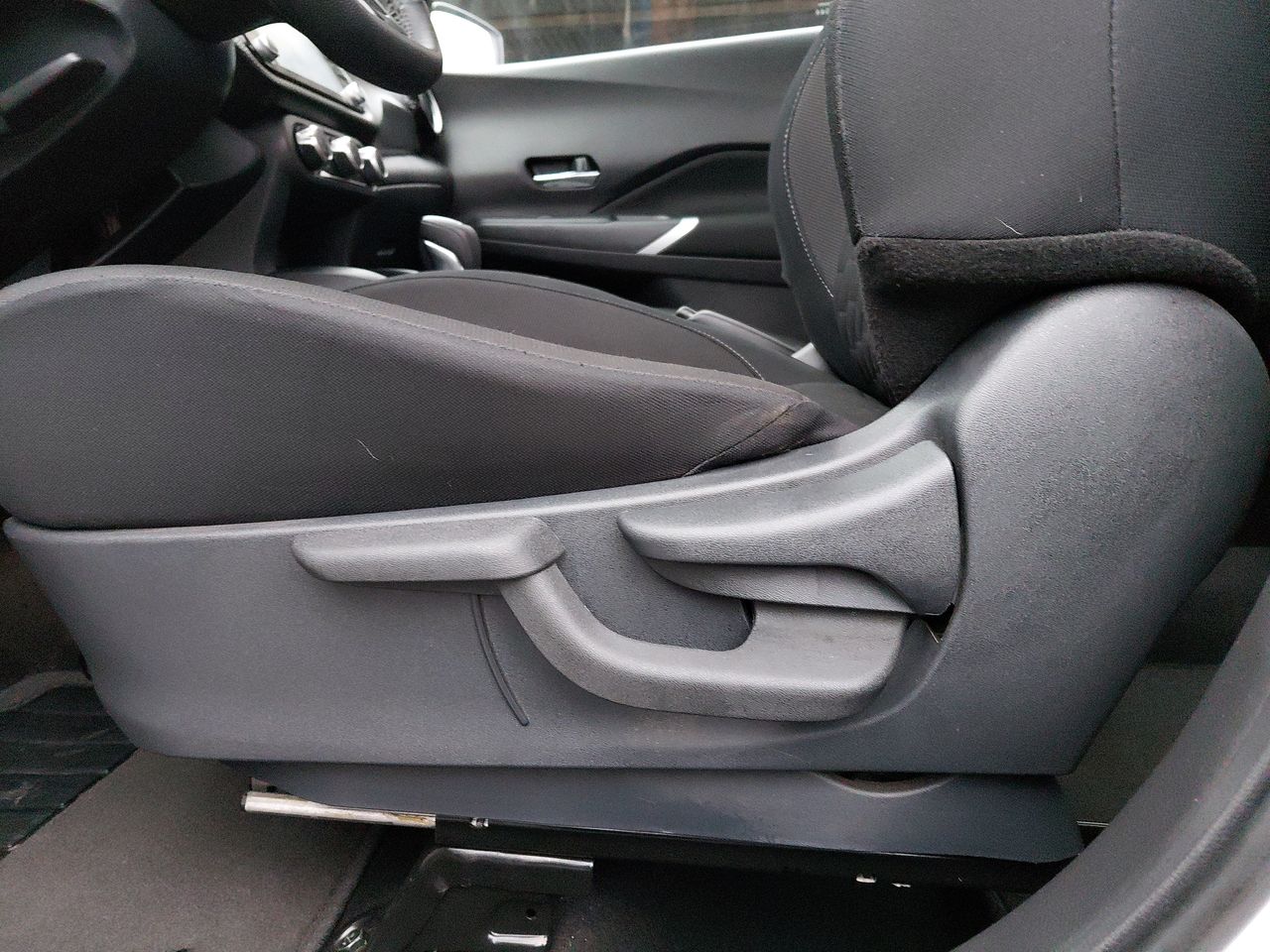 Nissan Kicks — foto 15 de 27