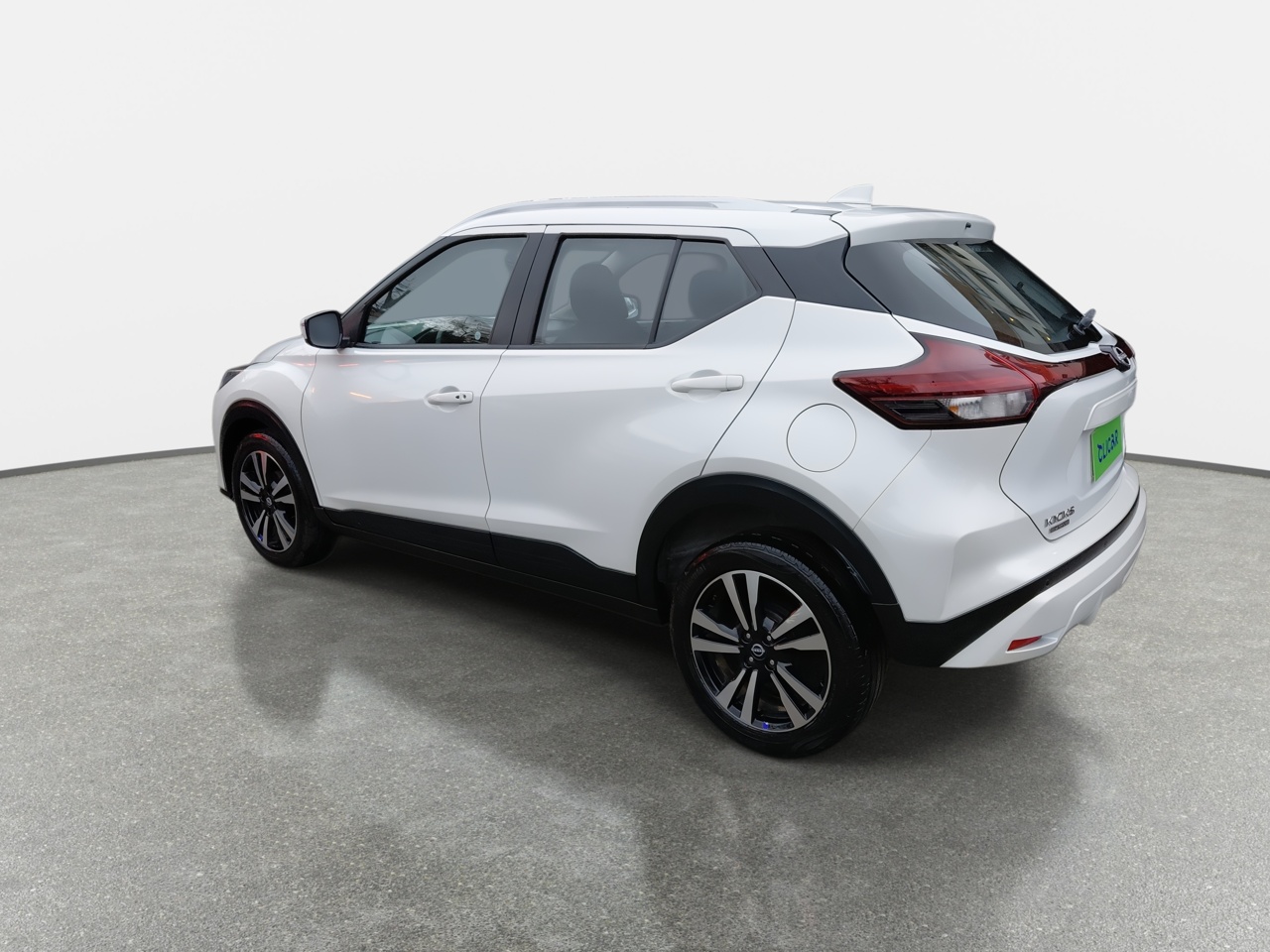 NISSAN - 5