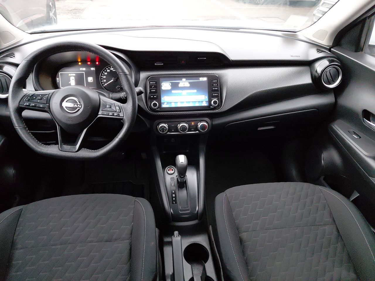 NISSAN - 1